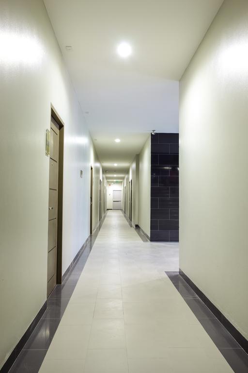 Romyen Garden Place Апарт-отель Накхонратчасима