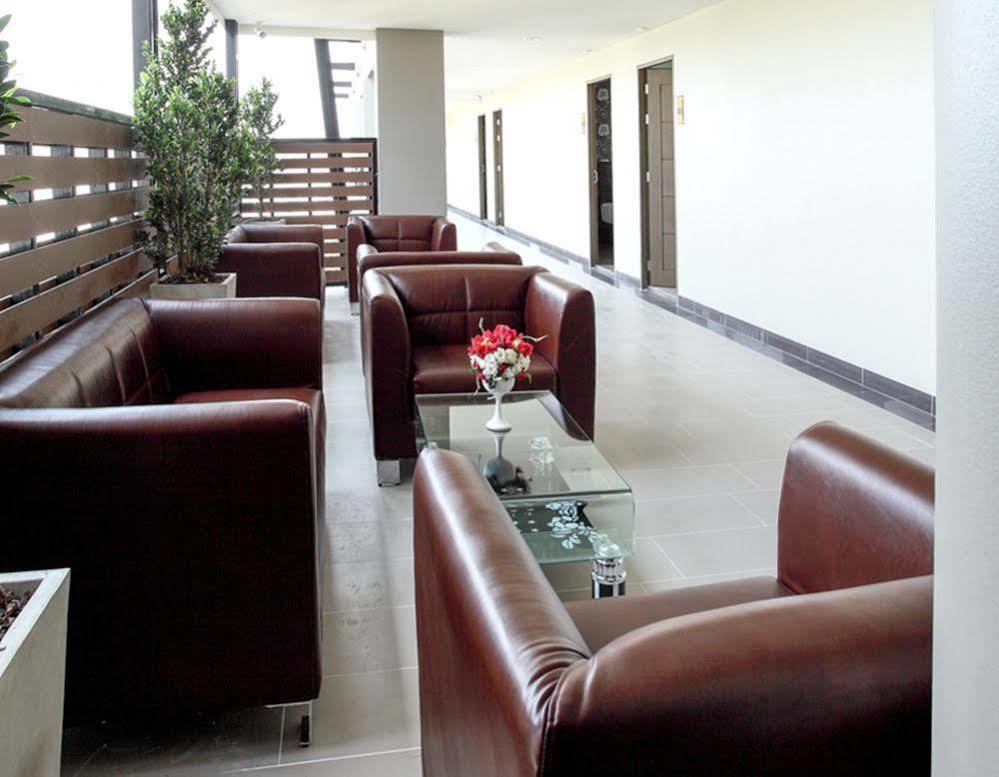 Romyen Garden Place Апарт-отель