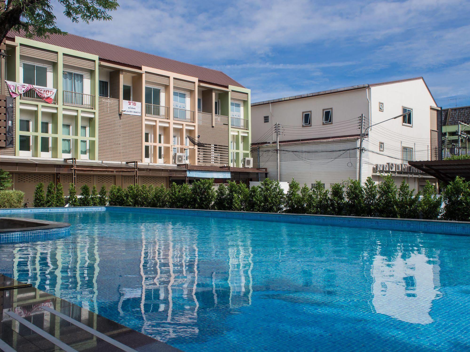 Romyen Garden Place Апарт-отель 4*